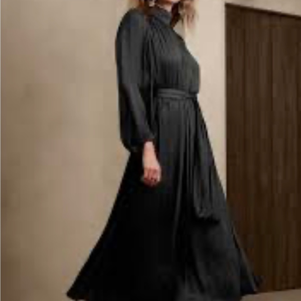 Banana Republic Factory SLIT-BACK MAXI DRESS size S